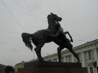 P34290003 -  Аничков мост. Композиция укрощения человеком коня